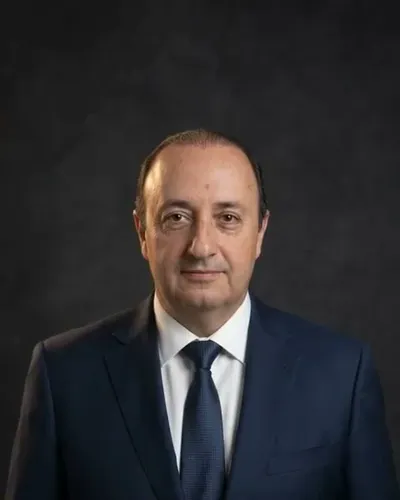 Lic. Rogelio González Alcocer